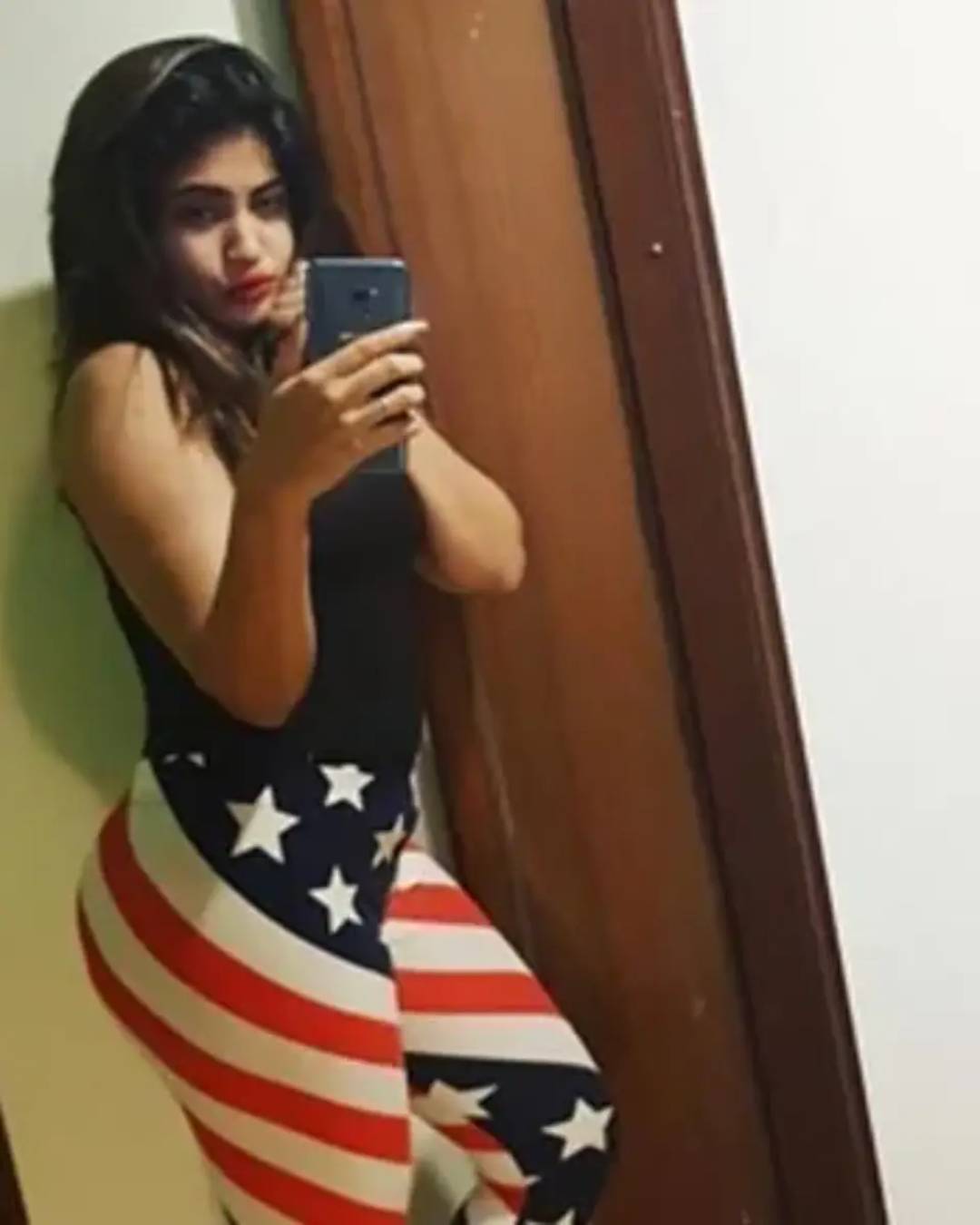 female call girl in Kashipur